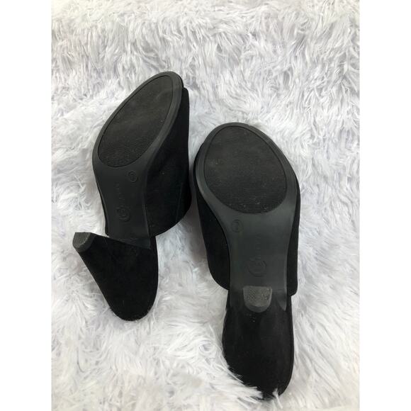 Cest. 1946 Women’s Black Suede Mule Sandals Cone Heel 3” Size 7 Peep Toe Slip on - Picture 5 of 6